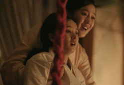 古代人生孩子的视频,穿越时空的亲子时光